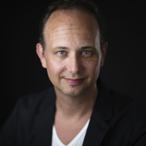 Jesko von den Steinen (Associate Director HR - Organisational Innovation & Creative Strategist)