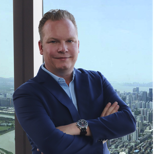 Rob van Eck (Managing Director of Smart Brands International)